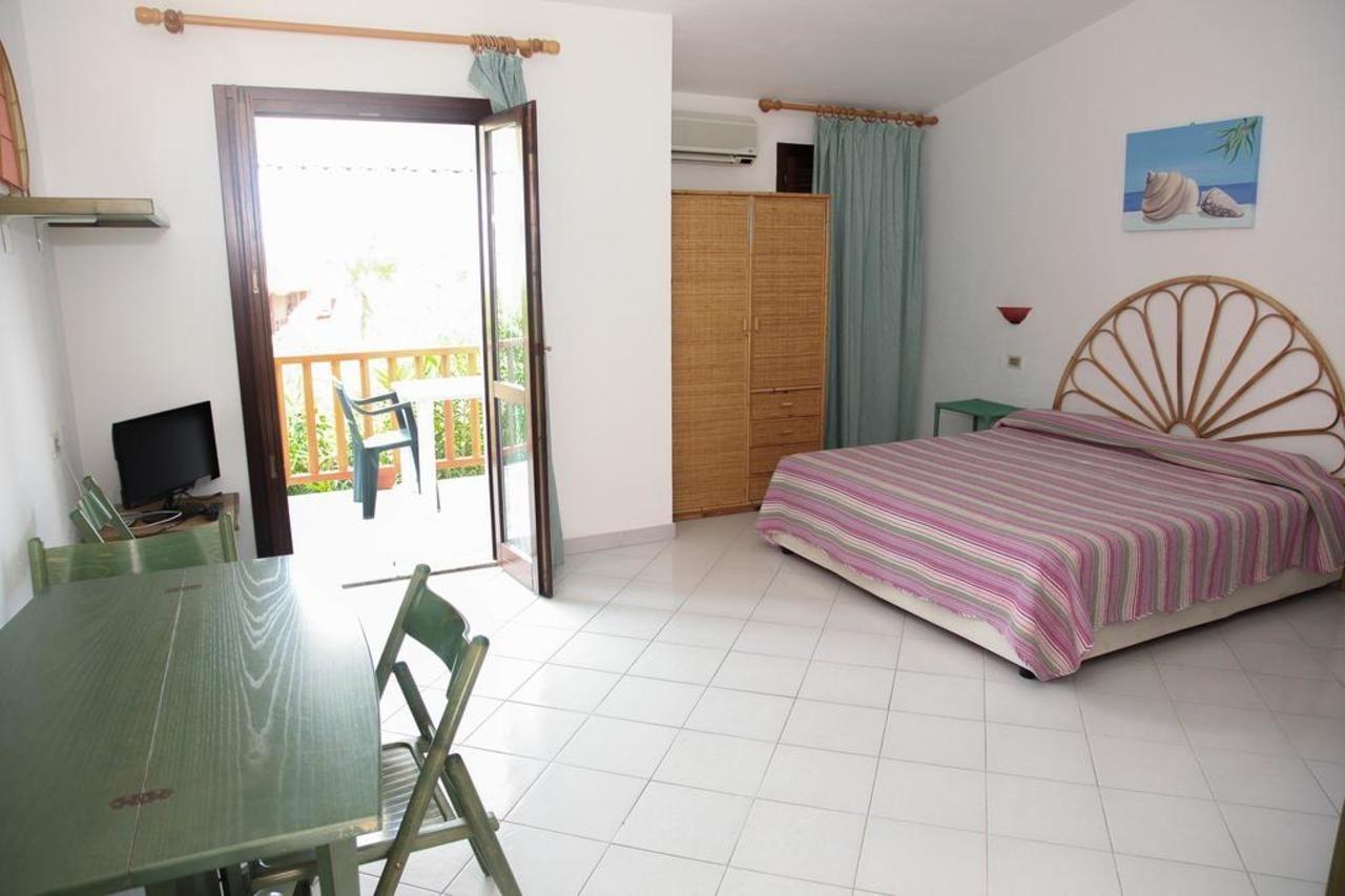 Aparthotel A.I.R. Isola Rossa Borgo Di Mare Exteriér fotografie