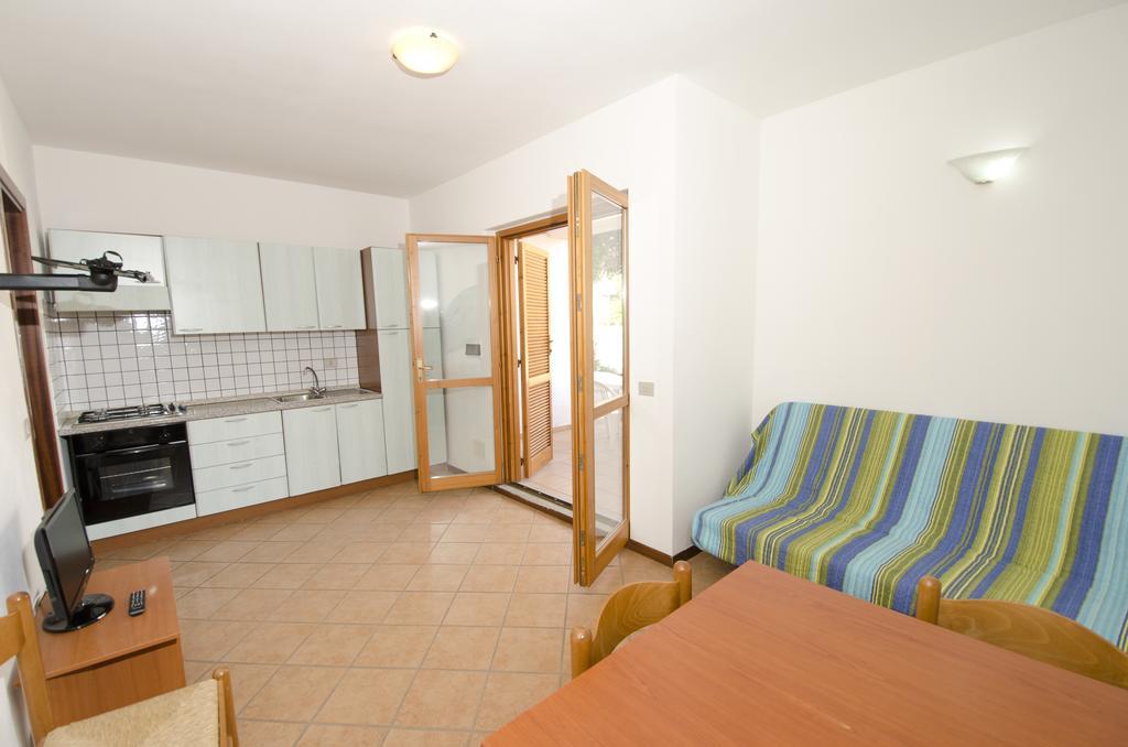 Aparthotel A.I.R. Isola Rossa Borgo Di Mare Exteriér fotografie