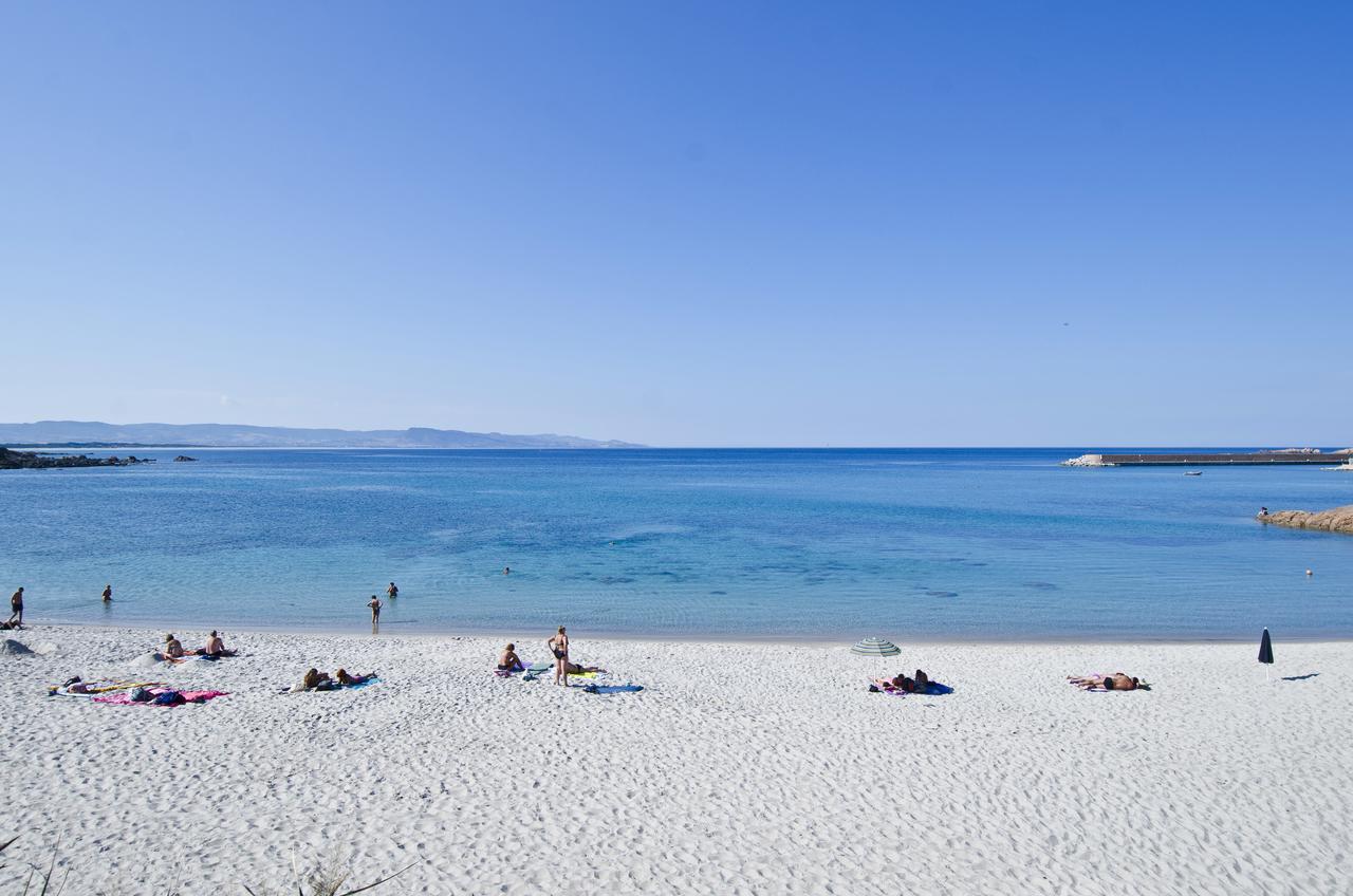 Aparthotel A.I.R. Isola Rossa Borgo Di Mare Exteriér fotografie