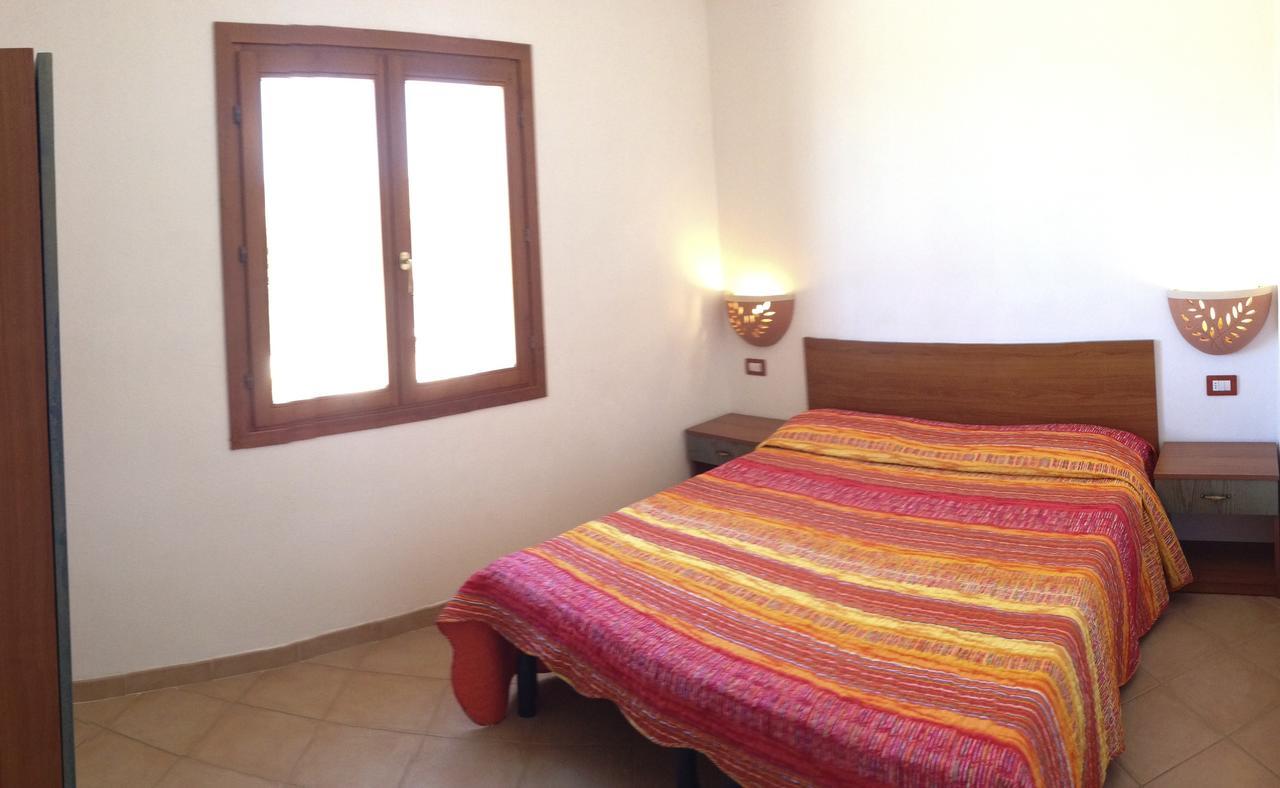 Aparthotel A.I.R. Isola Rossa Borgo Di Mare Exteriér fotografie
